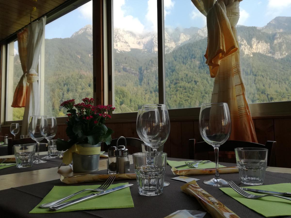 La Valle Del Drago Hotel ปิอาซซา เบรมบานา ภายนอก รูปภาพ